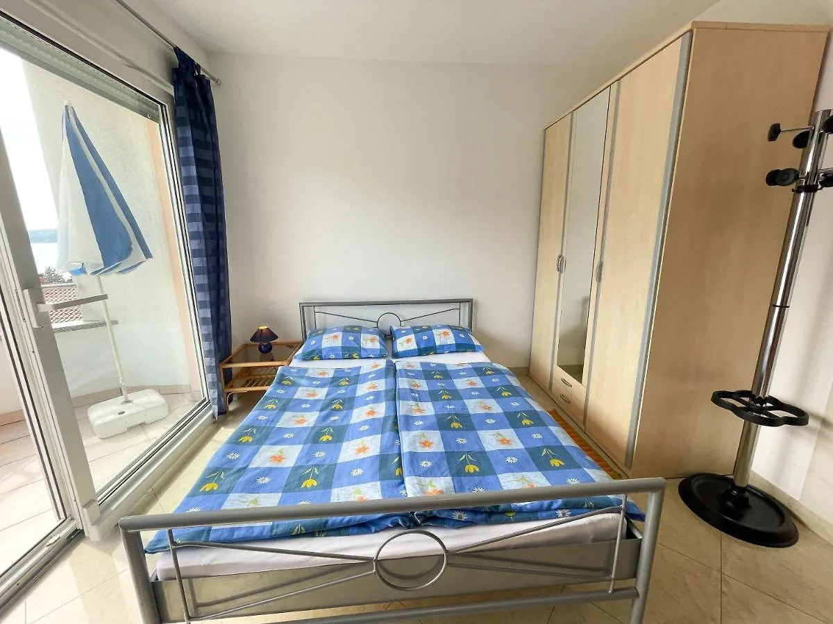 Apartment Apartmani Toni Dramalj