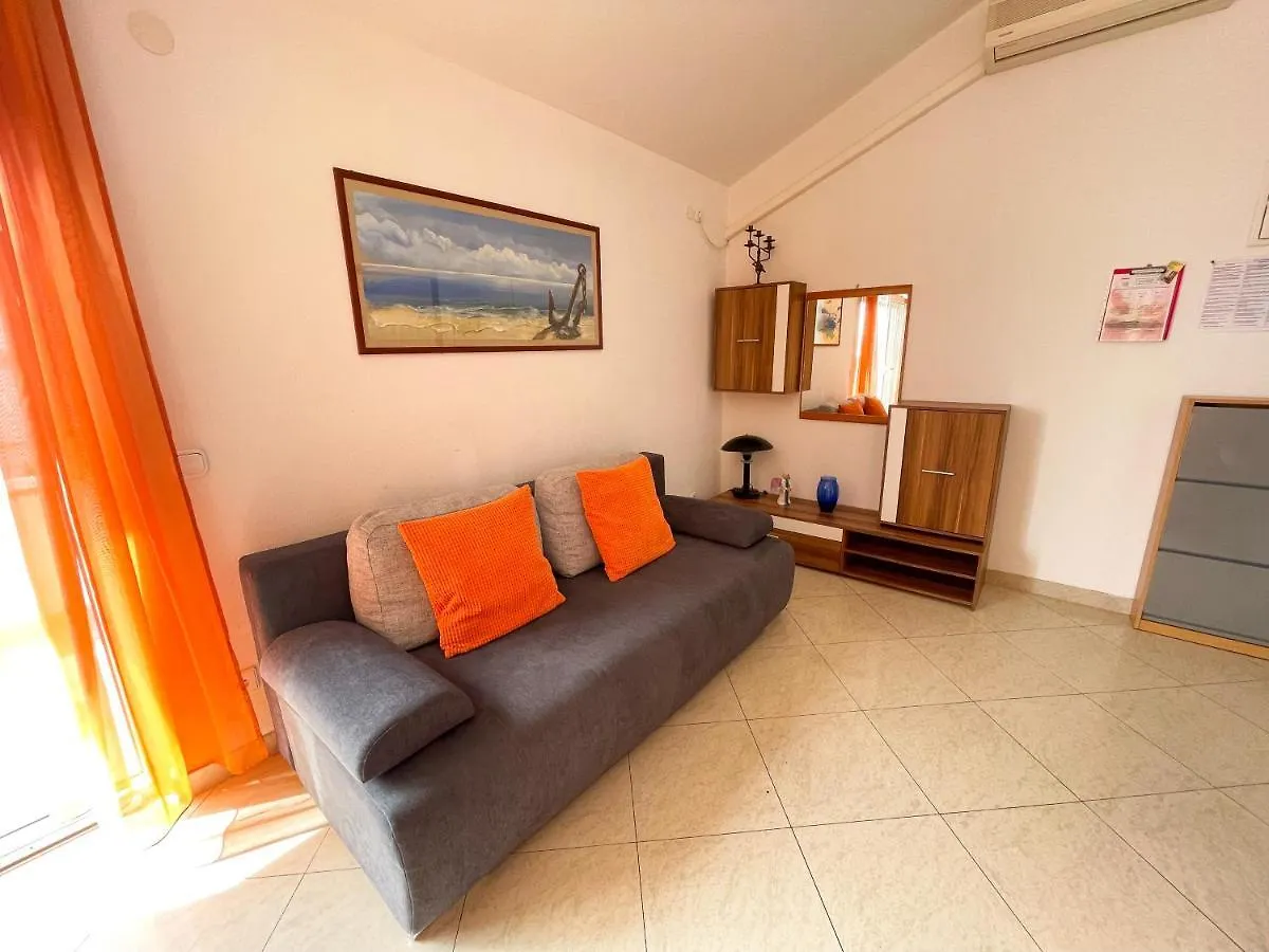 Apartment Apartmani Toni Dramalj
