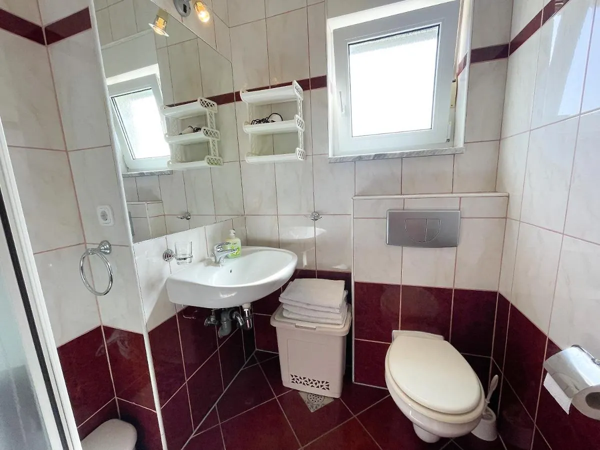 Apartment Apartmani Toni Dramalj