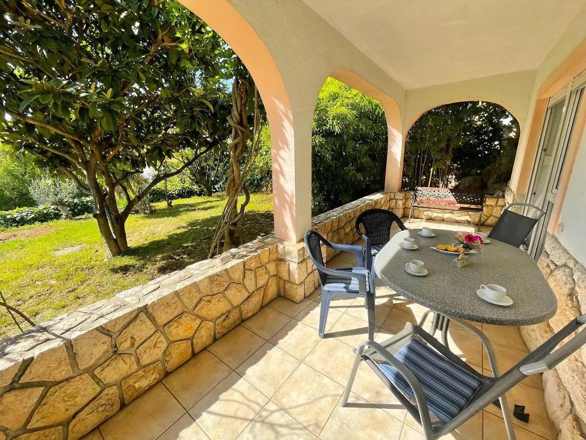 Apartment Apartmani Toni Dramalj